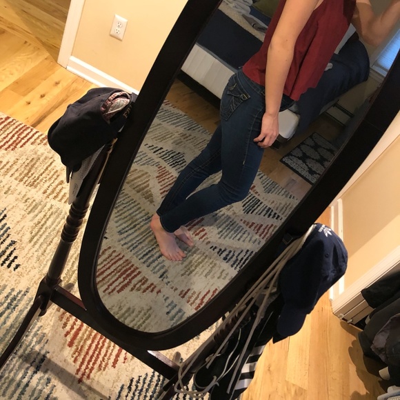 Suede Red Top - Picture 5 of 6